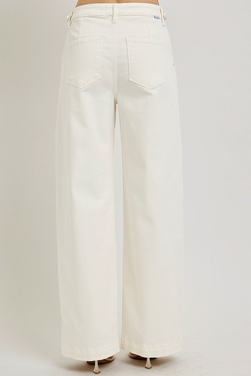 π€ White Risen Wide Leg Jeans
